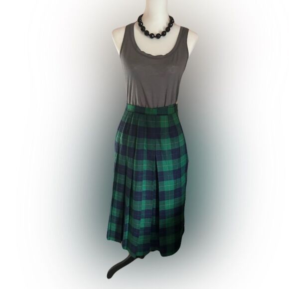 David Brooks, Ltd Vintage Union Made Plaid Skirt Classic or Punk, You Decide - Picture 1 of 6